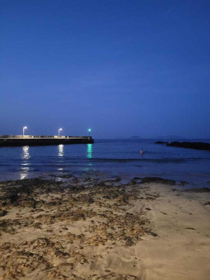 Islote Apartment Famara Luaran gambar