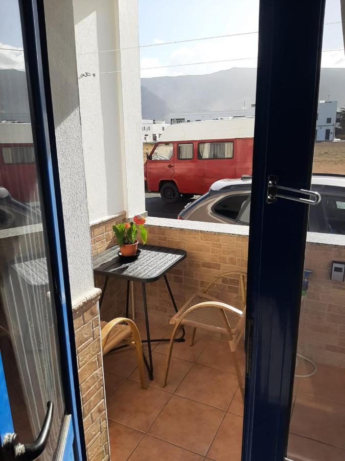 Islote Apartment Famara Luaran gambar